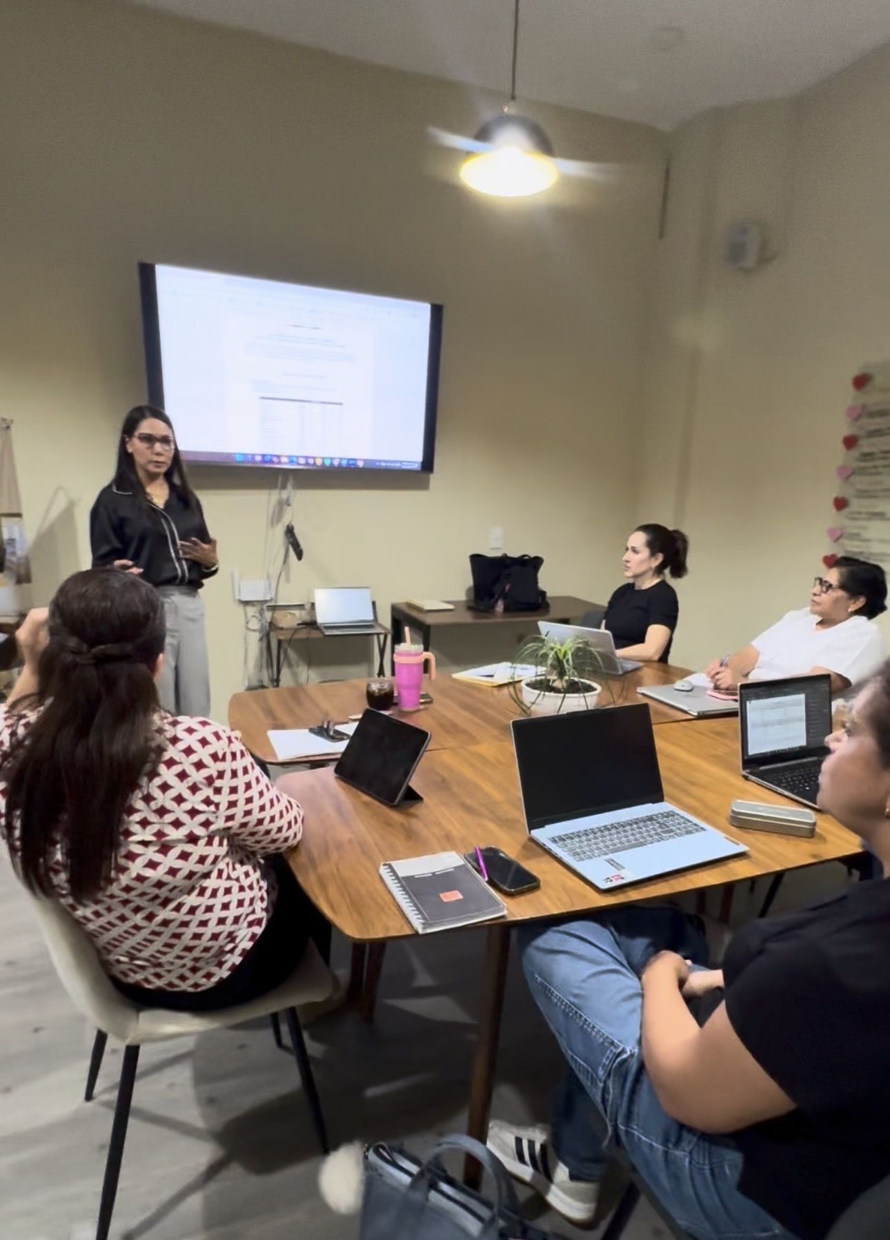 Clase presencial en EmotivaMENTE